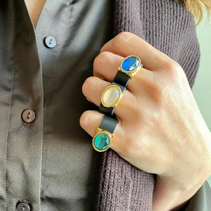 טבעת אובל כחול מוזהבת - סי סמדר אליאסף מעצבת תכשיטים בעבודת יד