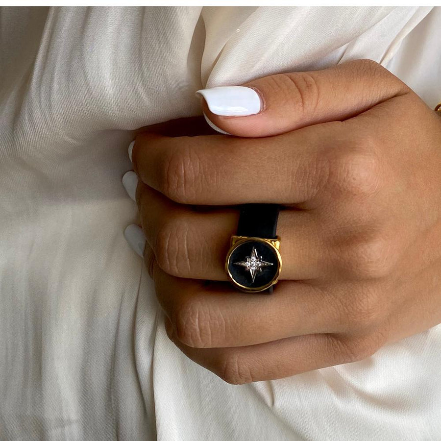 טבעת עור - זירקוני כוכב - סי סמדר אליאסף מעצבת תכשיטים בעבודת יד